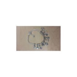 Customizable Heart Charm Bracelet Jewelry - AttractionOil.com